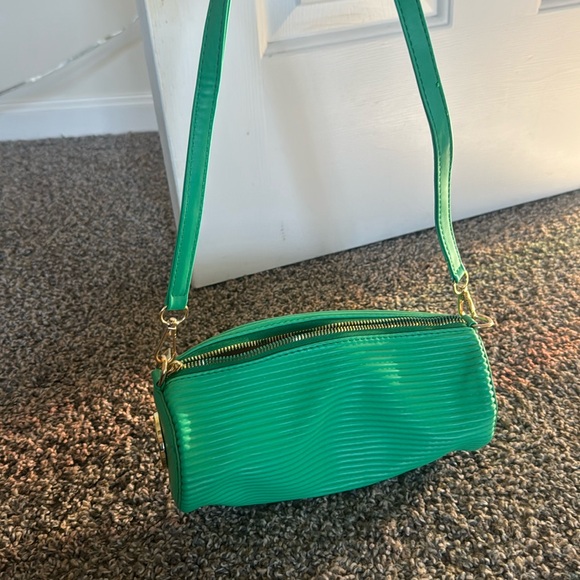 Urban outfitters micro purse - Picture 1 of 3